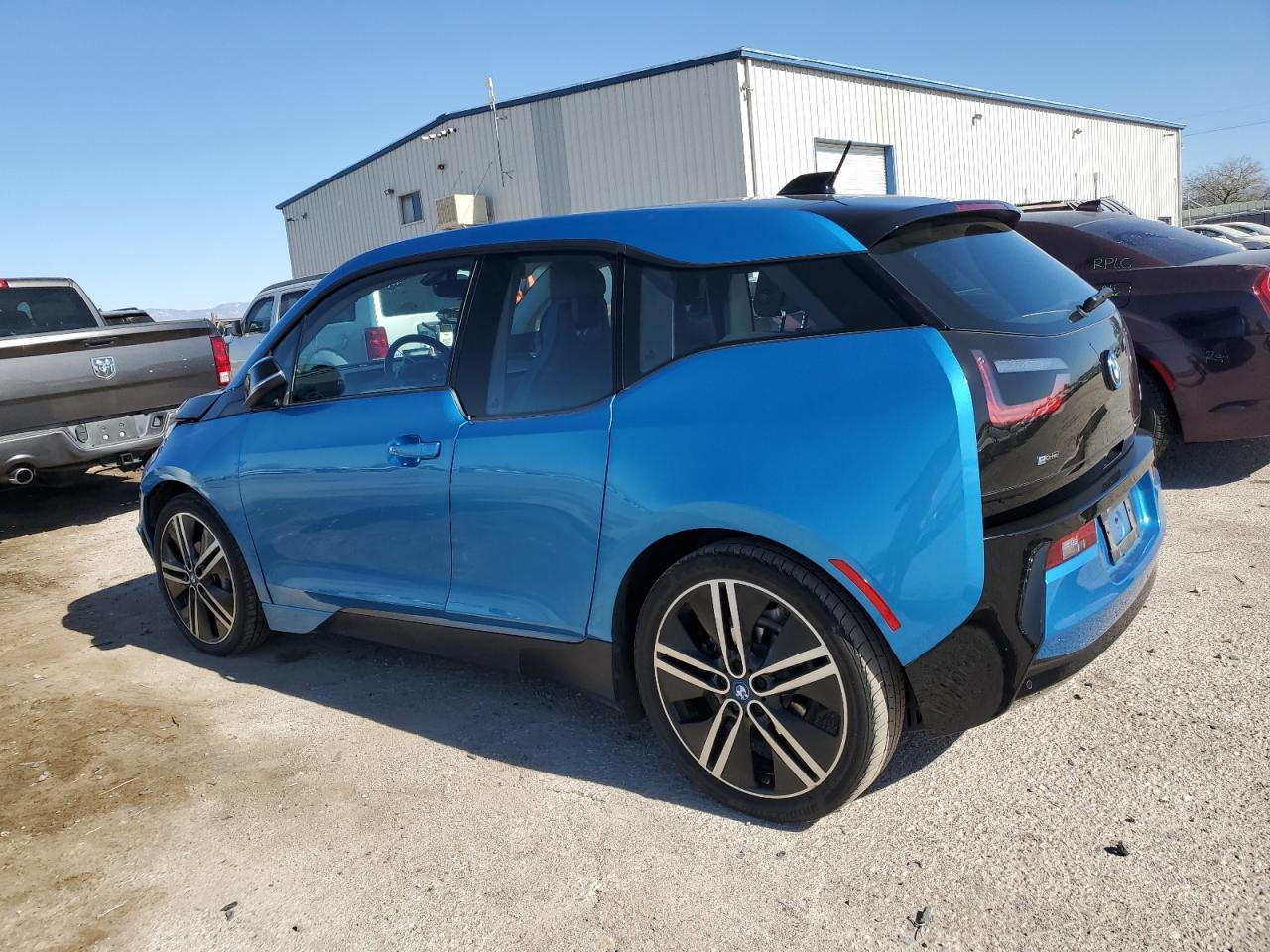 2017 BMW I3 REX - Фото 2