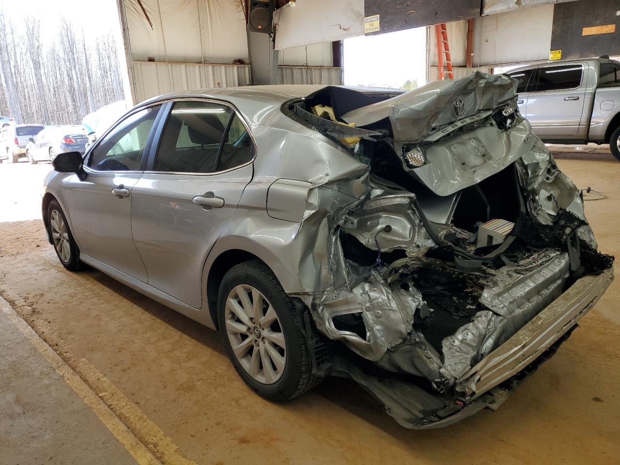 2018 TOYOTA CAMRY L - Фото 2