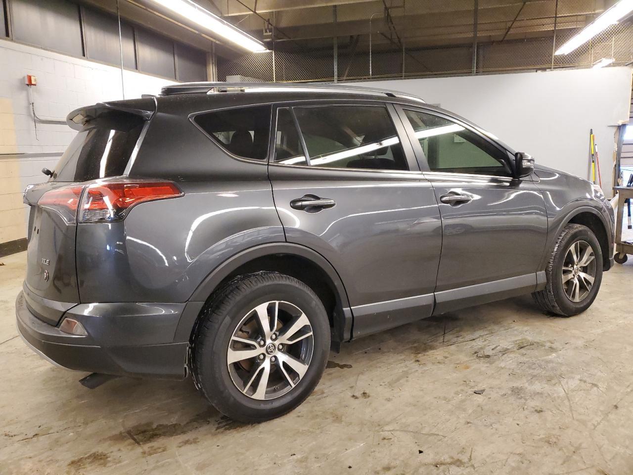 2018 TOYOTA RAV4 ADVEN - Фото 3