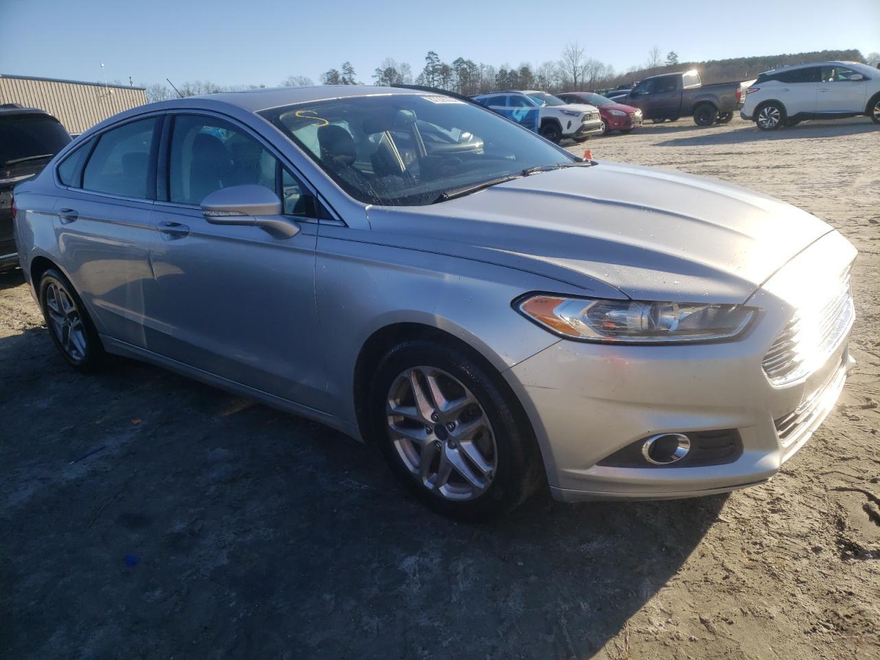 2013 FORD FUSION SE - Image 4