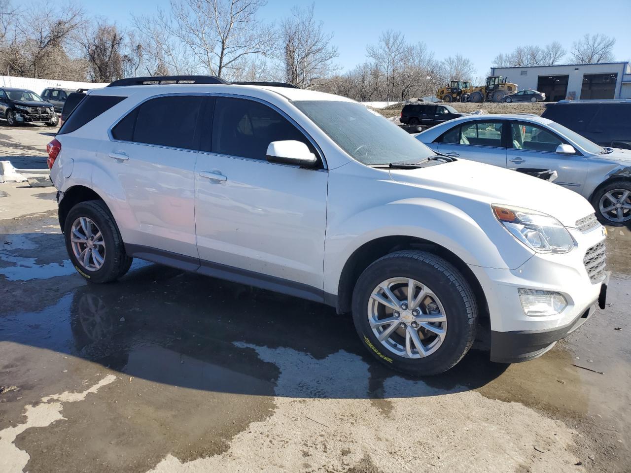 2016 CHEVROLET EQUINOX LT - Image 4
