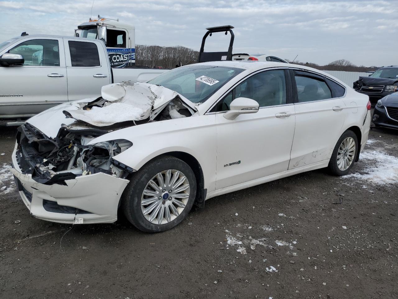 2014 FORD FUSION SE