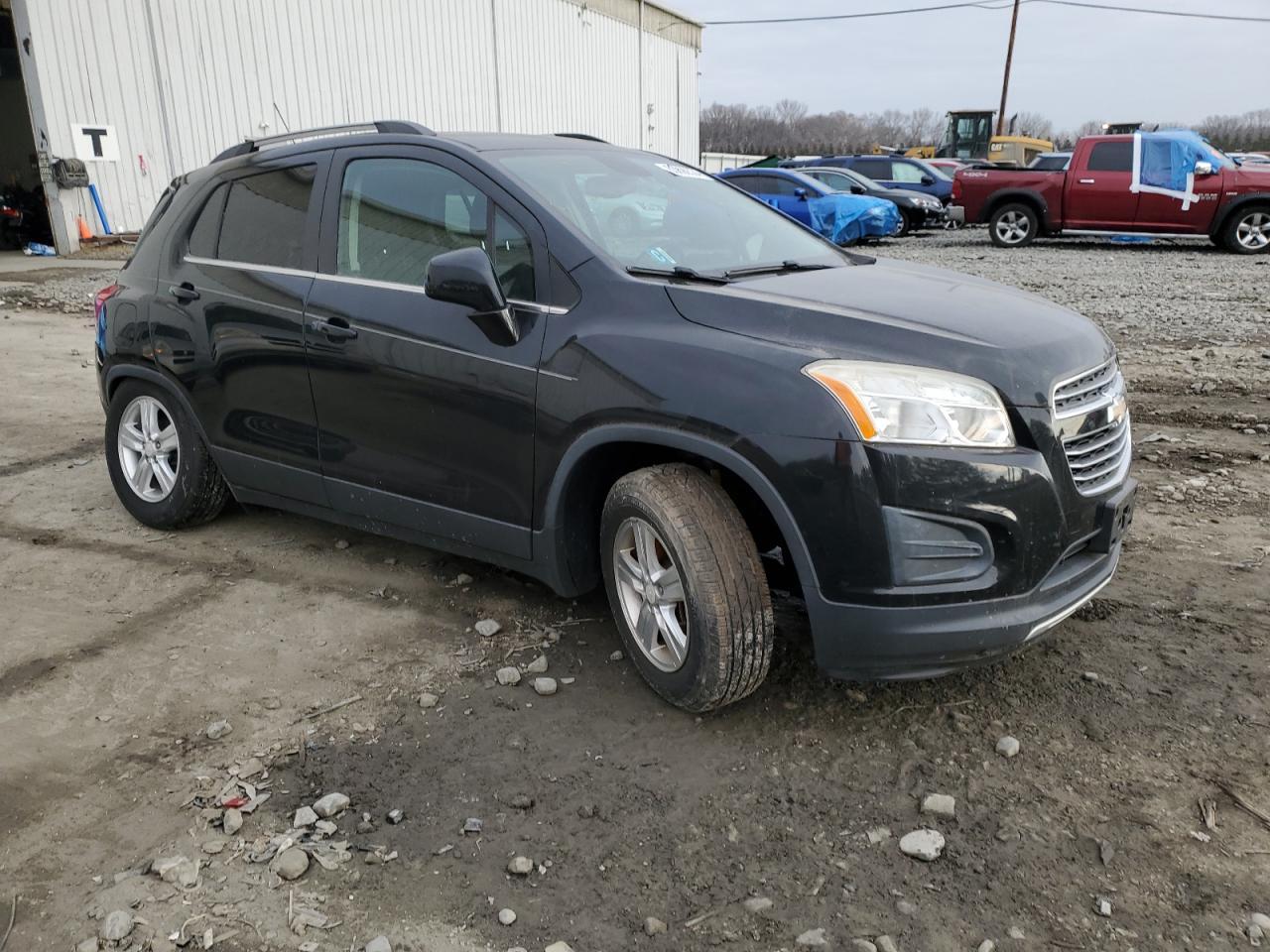 2015 CHEVROLET TRAX 1LT - Фото 4
