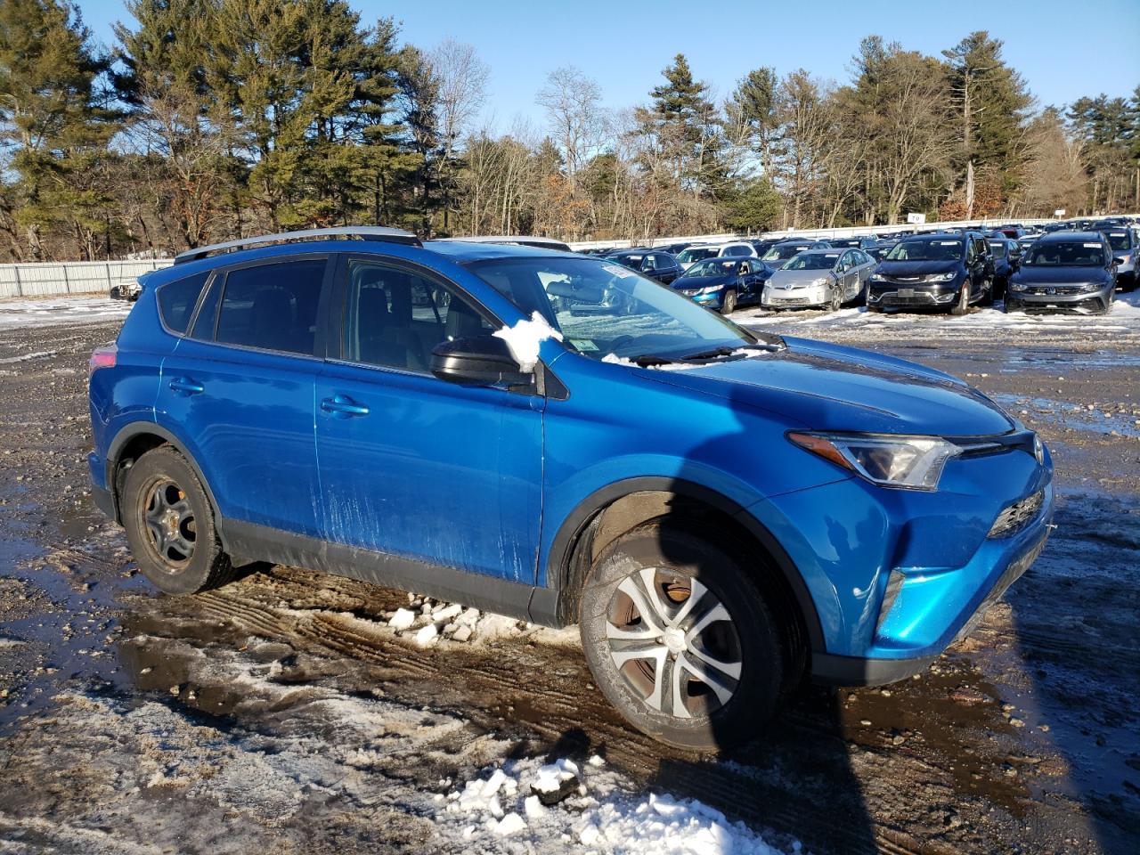 2016 TOYOTA RAV4 LE - Image 4