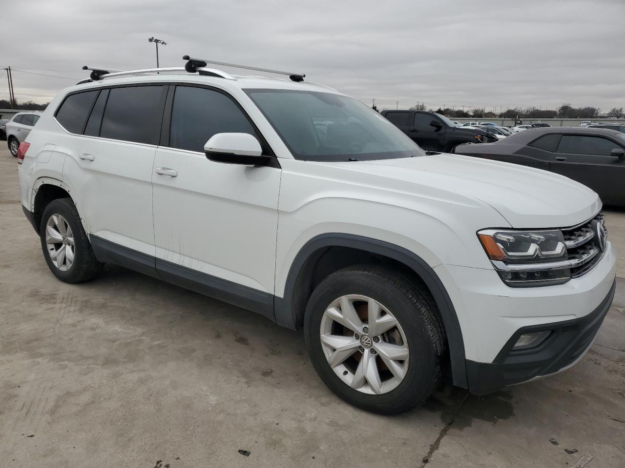 2018 VOLKSWAGEN ATLAS SE - Image 4