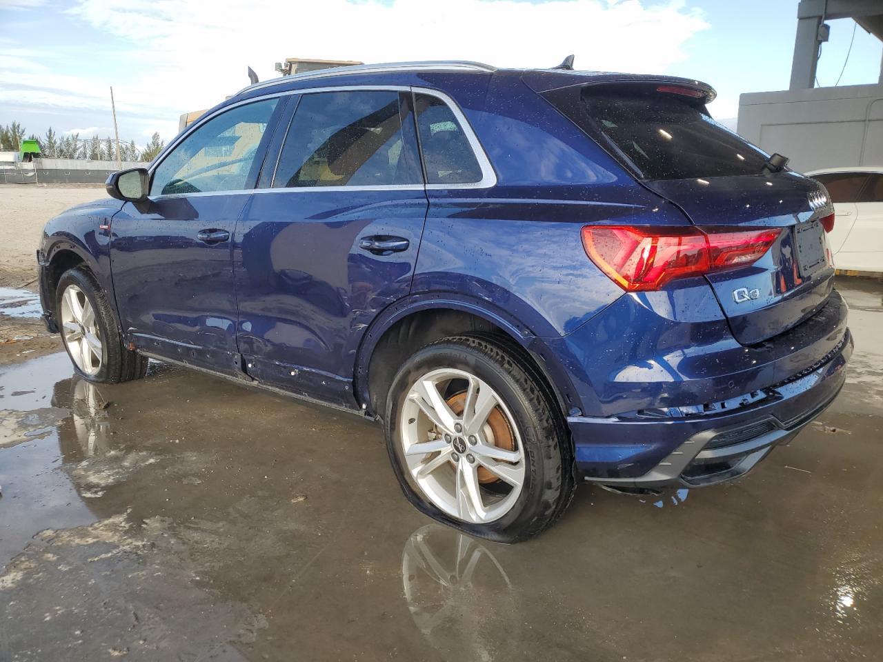 2022 AUDI Q3 PREMIUM - Image 2