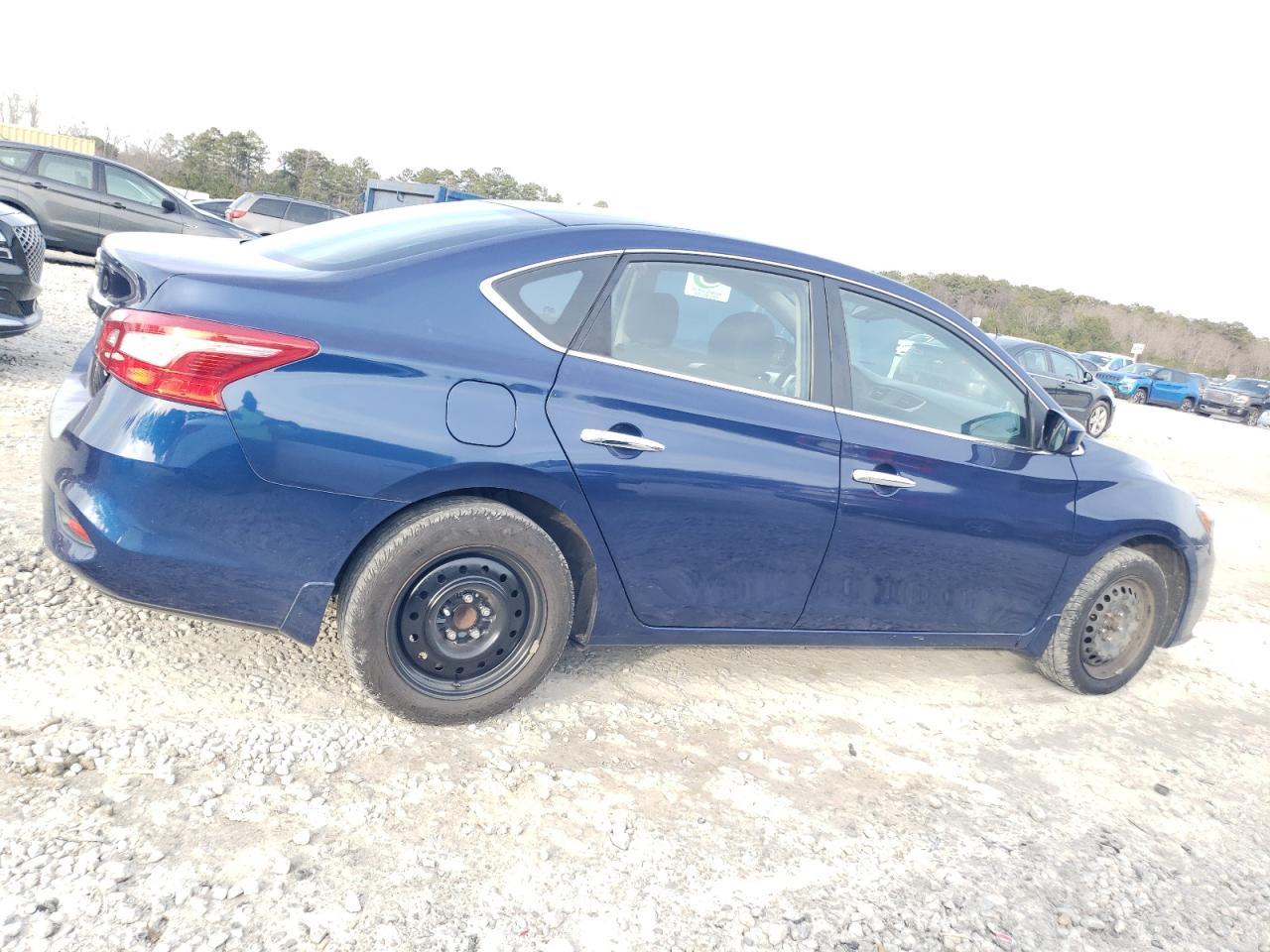 2017 NISSAN SENTRA S - Фото 3