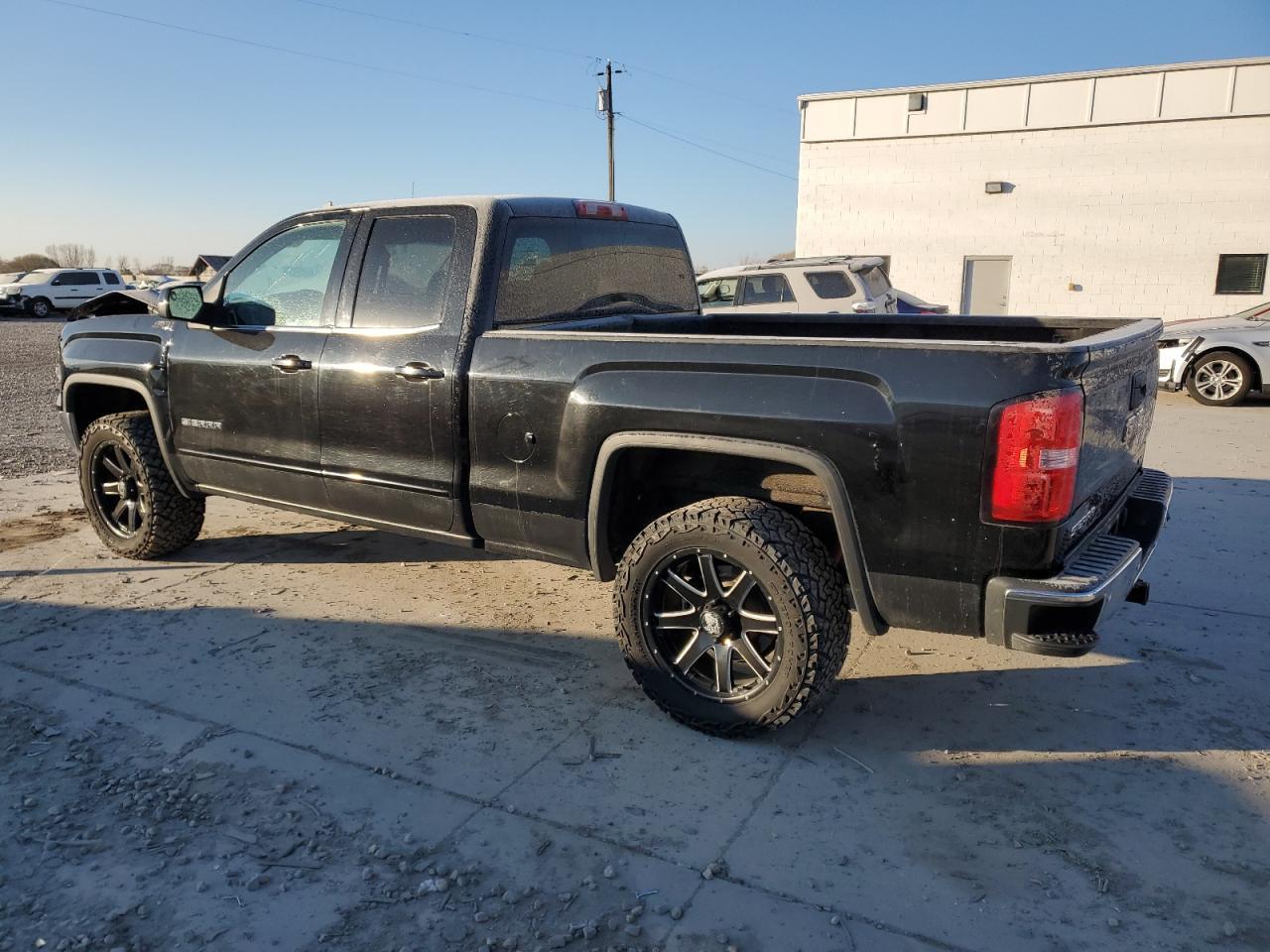 2014 GMC SIERRA K15 - Image 2