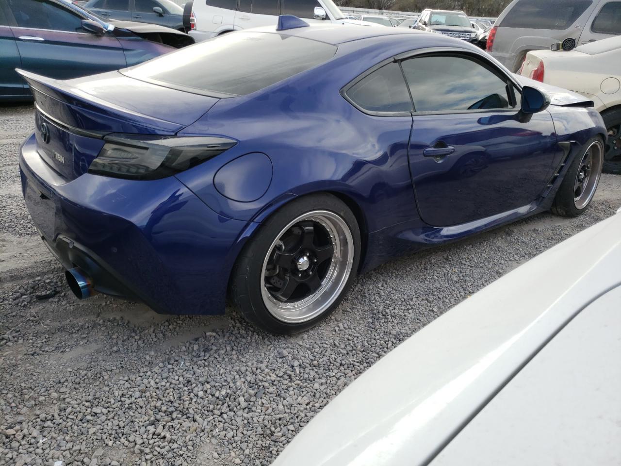 2023 TOYOTA GR 86 PREM - Image 3