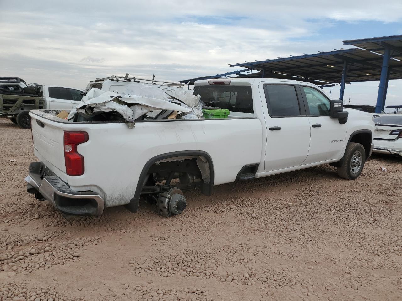 2024 CHEVROLET SILVERADO - Фото 3