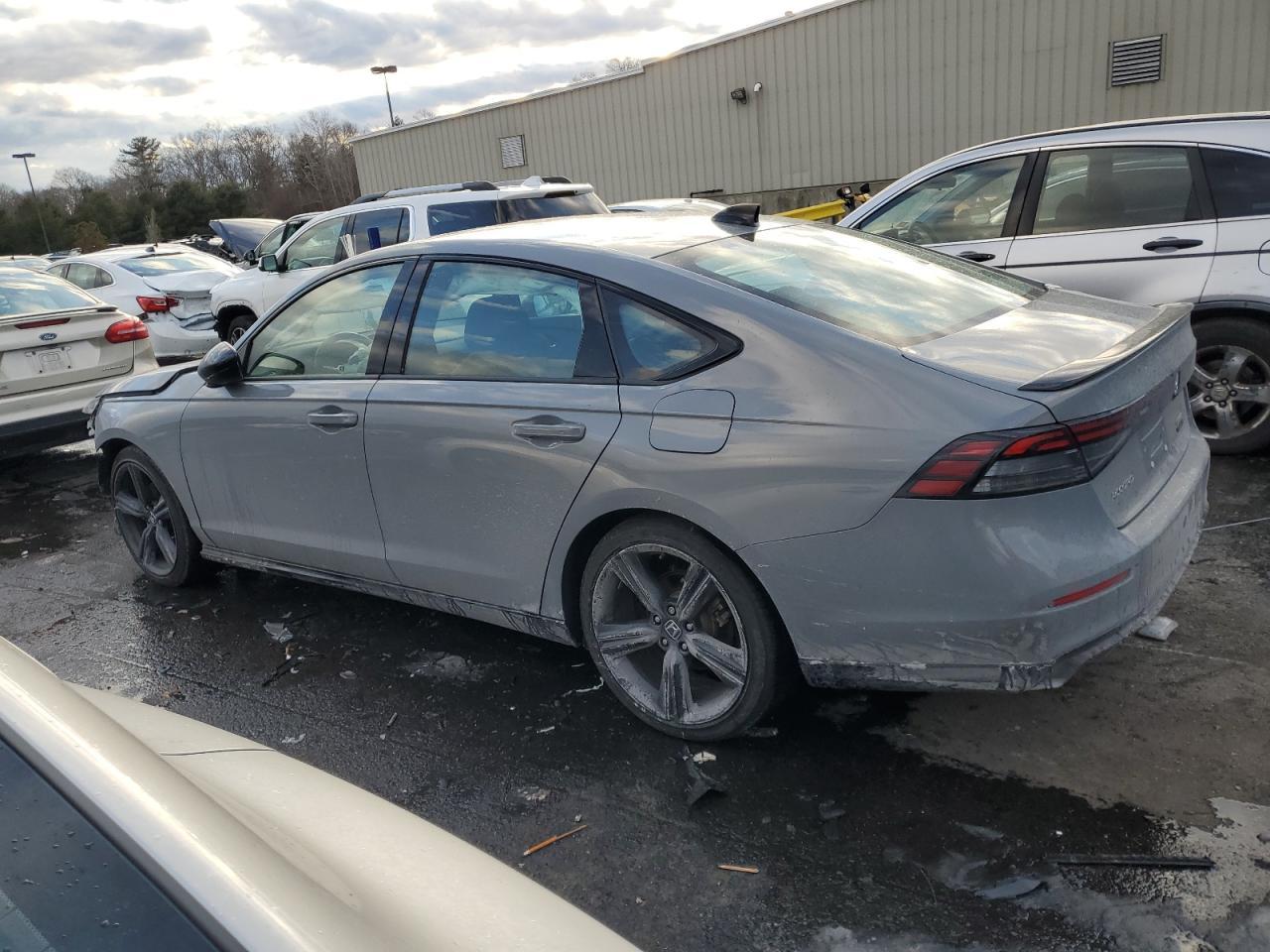 2024 HONDA ACCORD HYB - Image 2