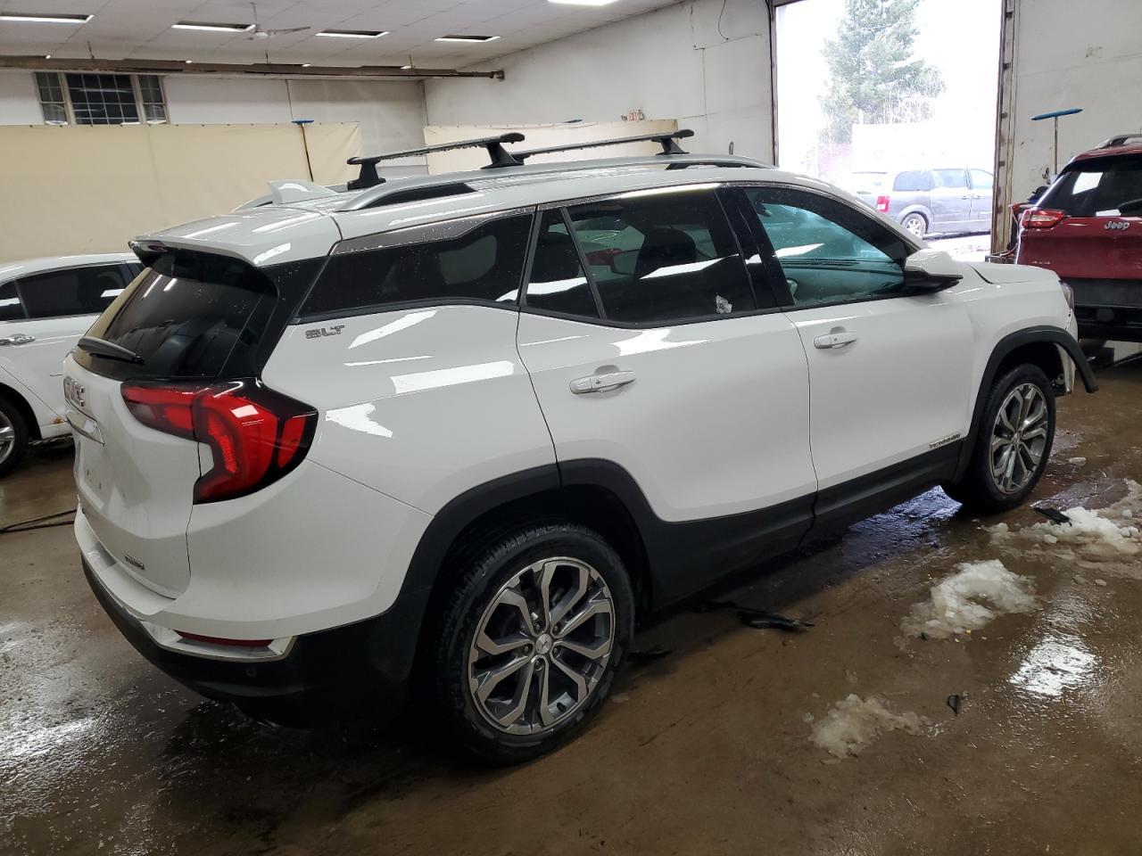 2019 GMC TERRAIN SL - Image 3