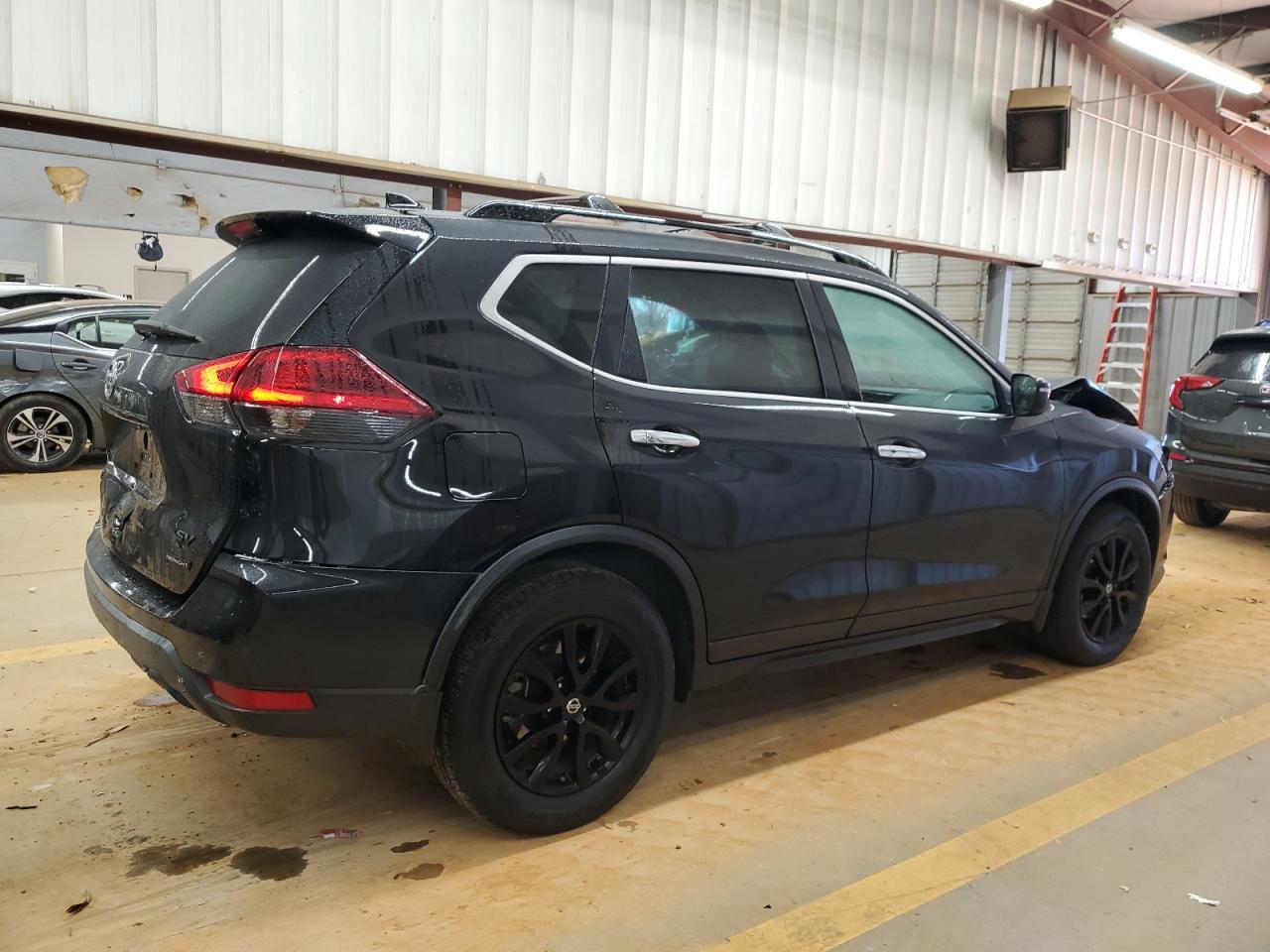 2018 NISSAN ROGUE S - Фото 3