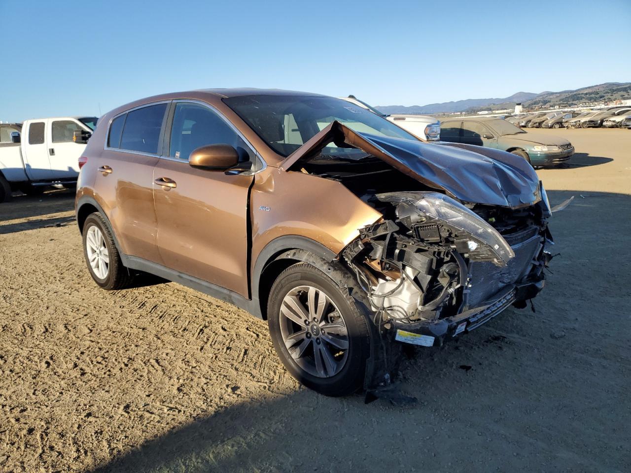 2017 KIA SPORTAGE L - Image 4