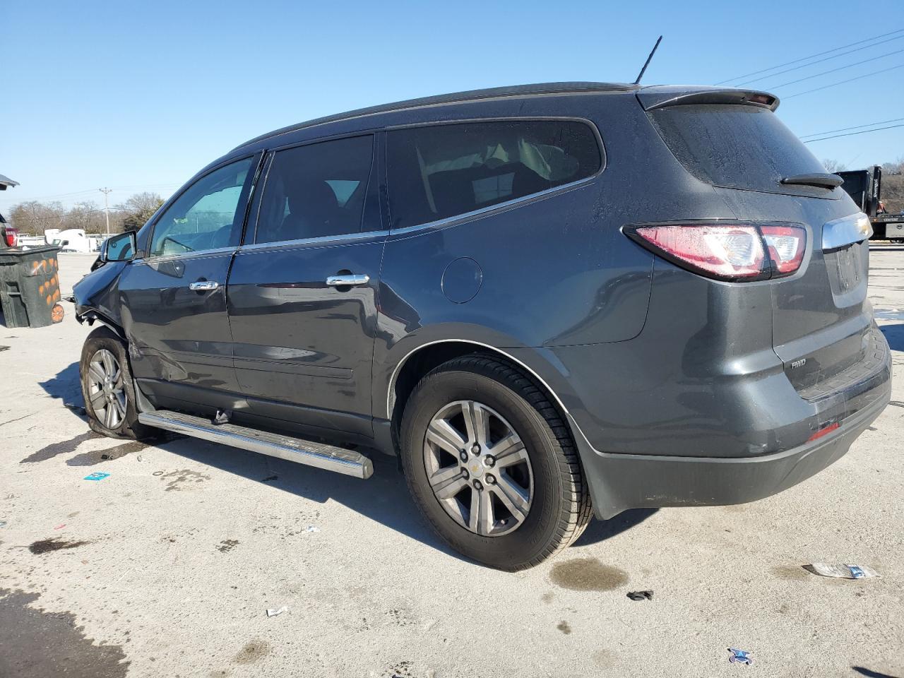 2014 CHEVROLET TRAVERSE L - Image 2