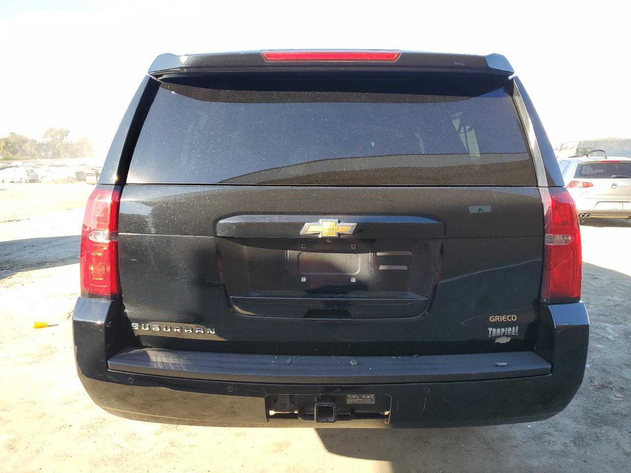 2015 CHEVROLET SUBURBAN C - Фото 6
