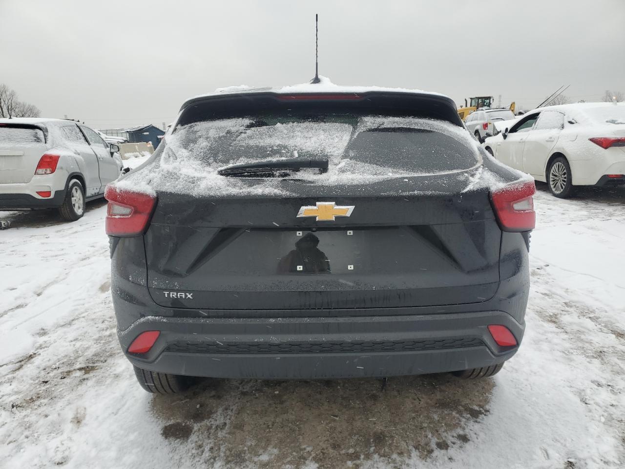 2024 CHEVROLET TRAX LS - Фото 6