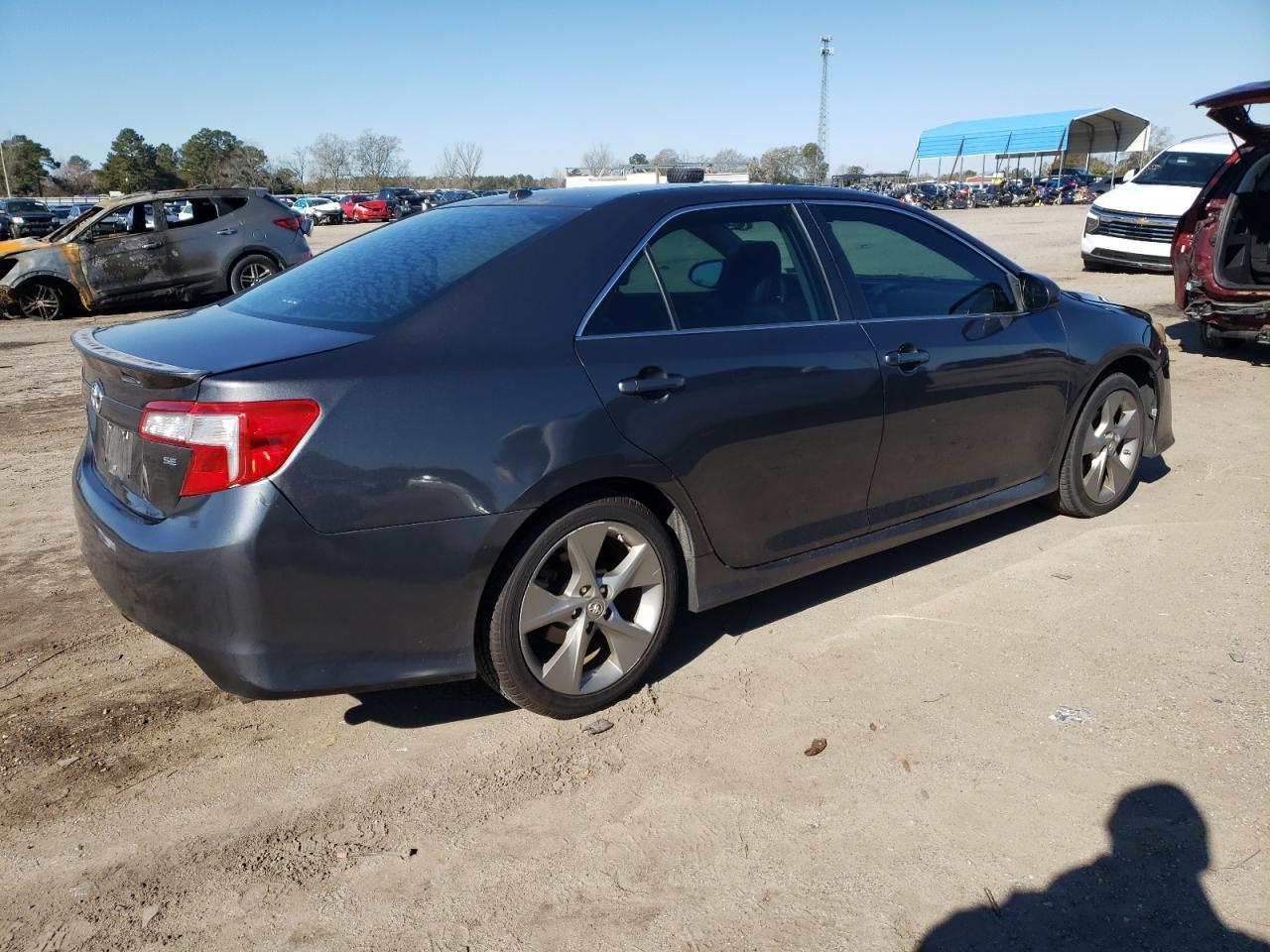 2012 TOYOTA CAMRY SE - Фото 3