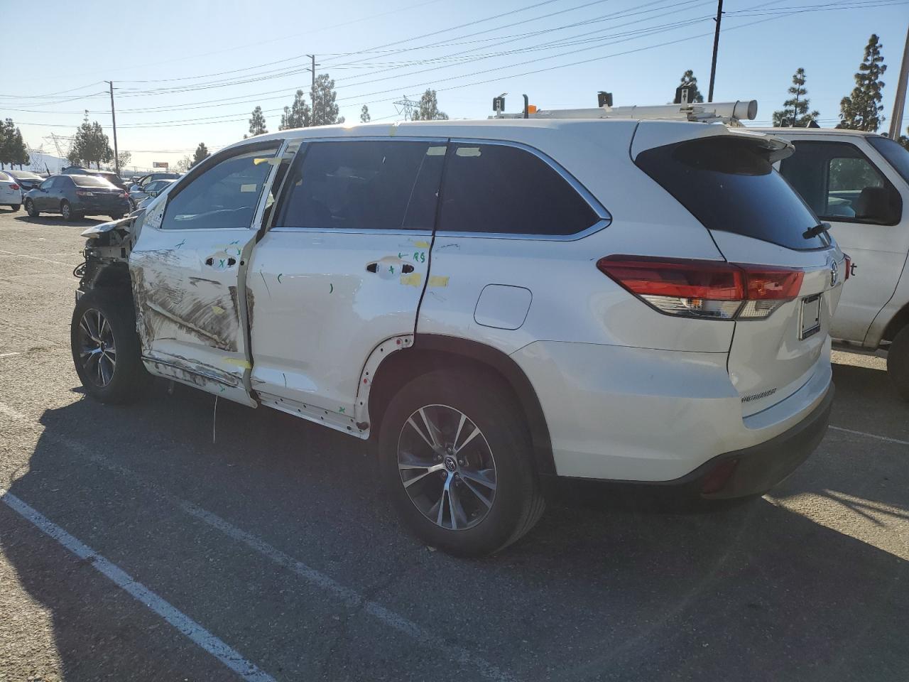 2018 TOYOTA HIGHLANDER - Фото 2