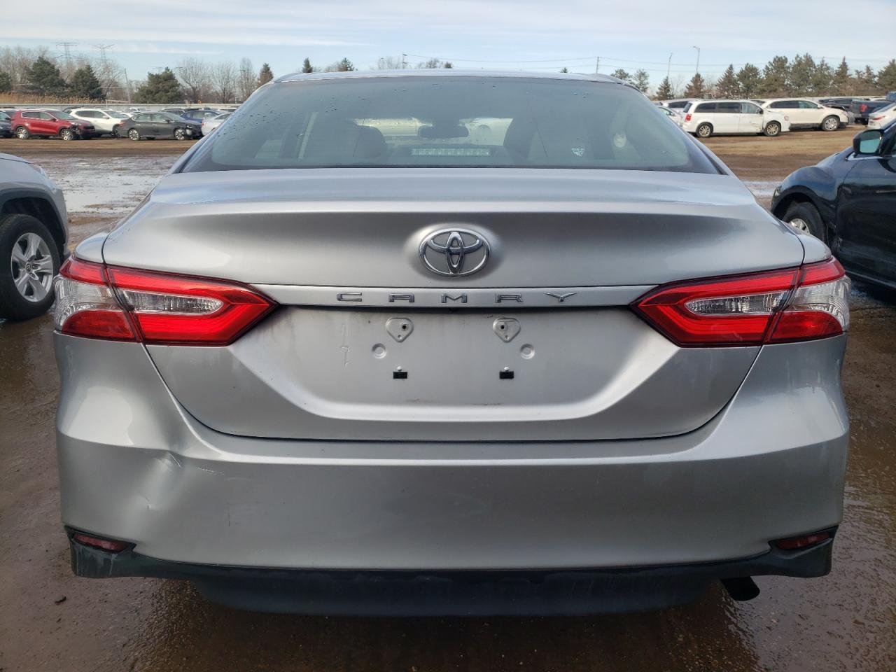 2018 TOYOTA CAMRY L - Image 6