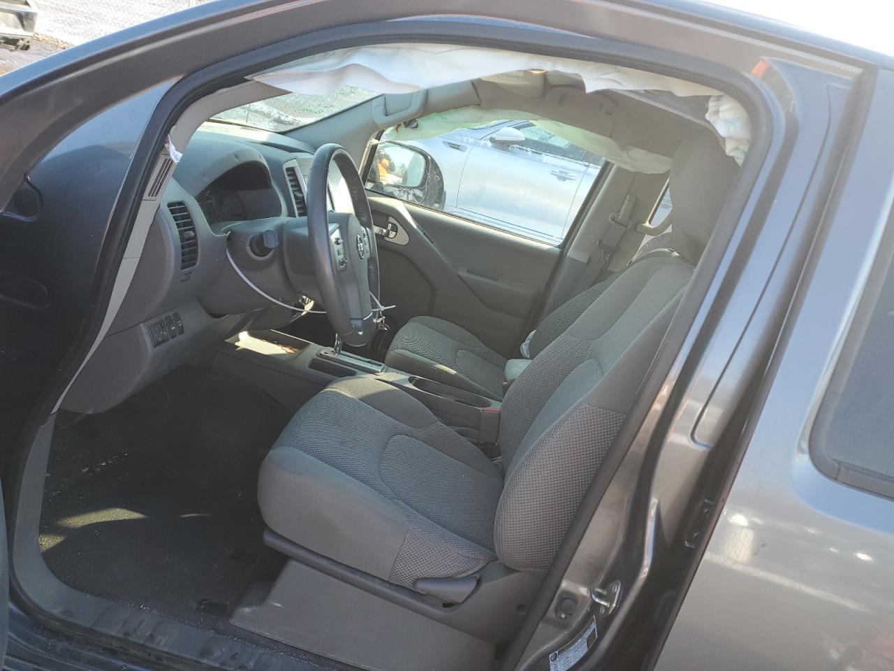 2019 NISSAN FRONTIER S - Фото 7