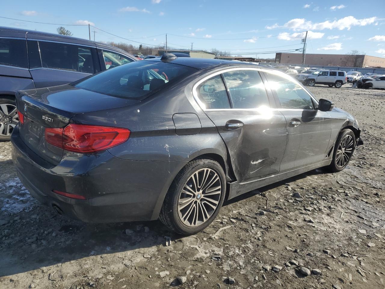 2018 BMW 530 XI - Image 3