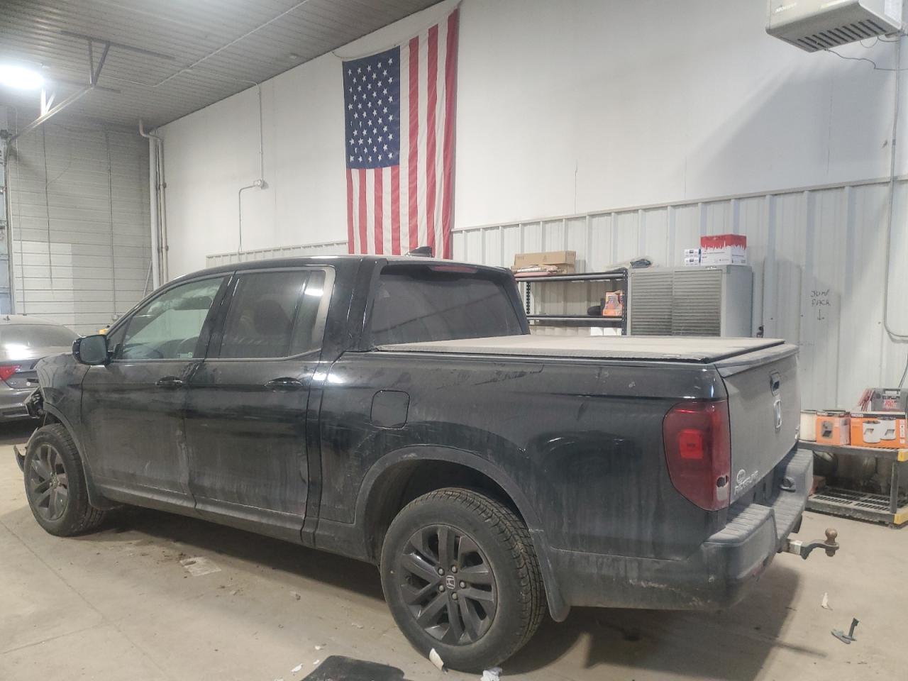 2021 HONDA RIDGELINE - Image 2