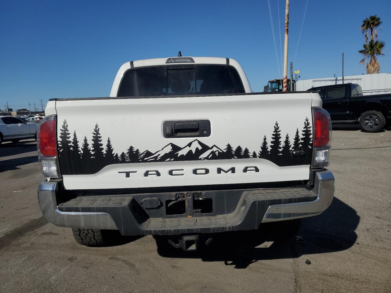 2023 TOYOTA TACOMA DOU - Фото 6