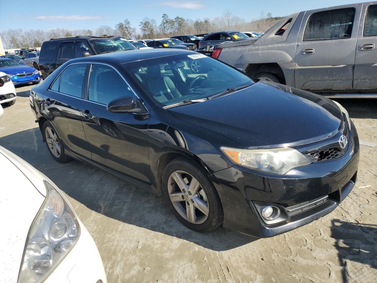 2013 TOYOTA CAMRY L - Фото 4