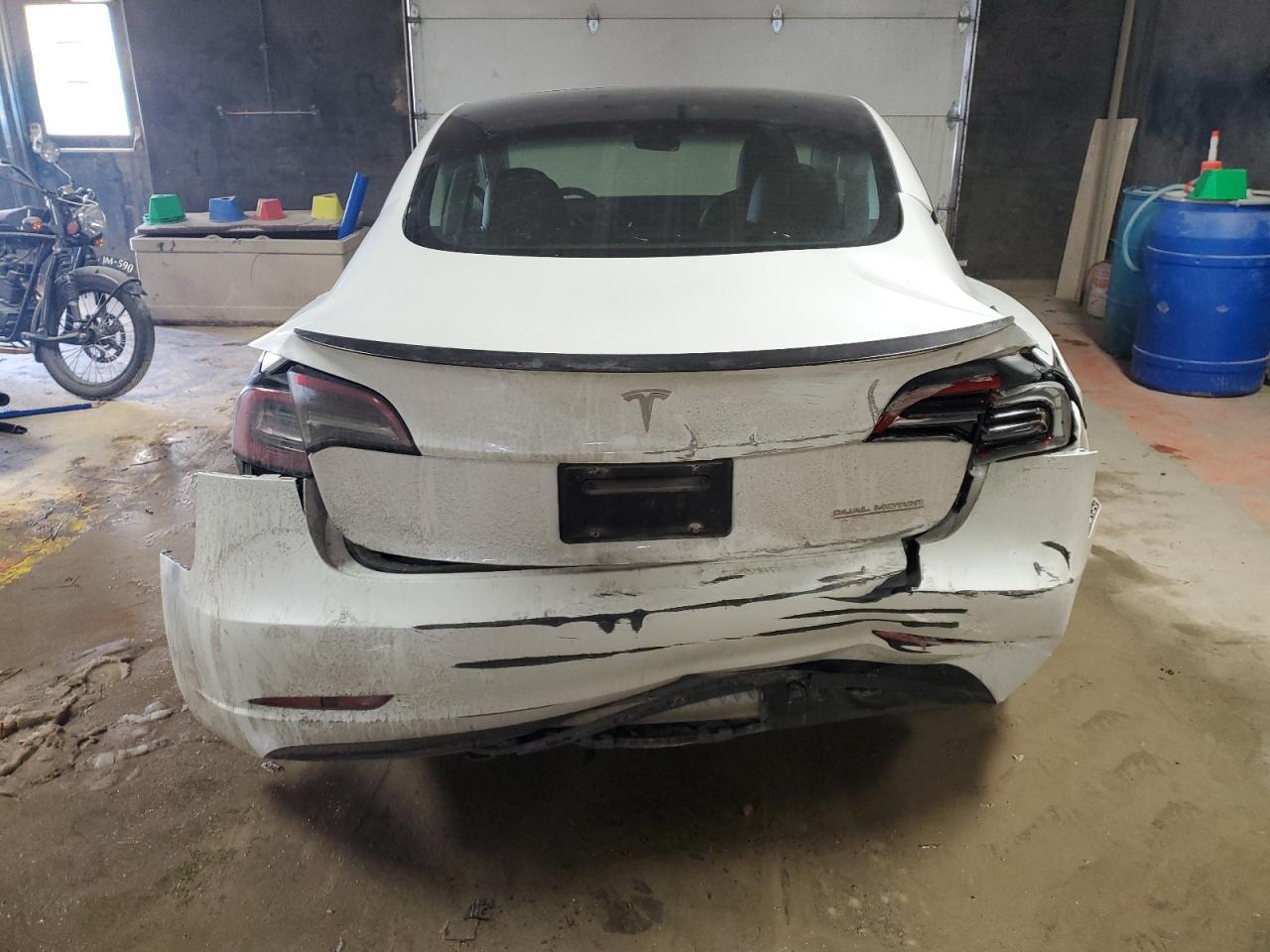 2023 TESLA MODEL 3 - Фото 6