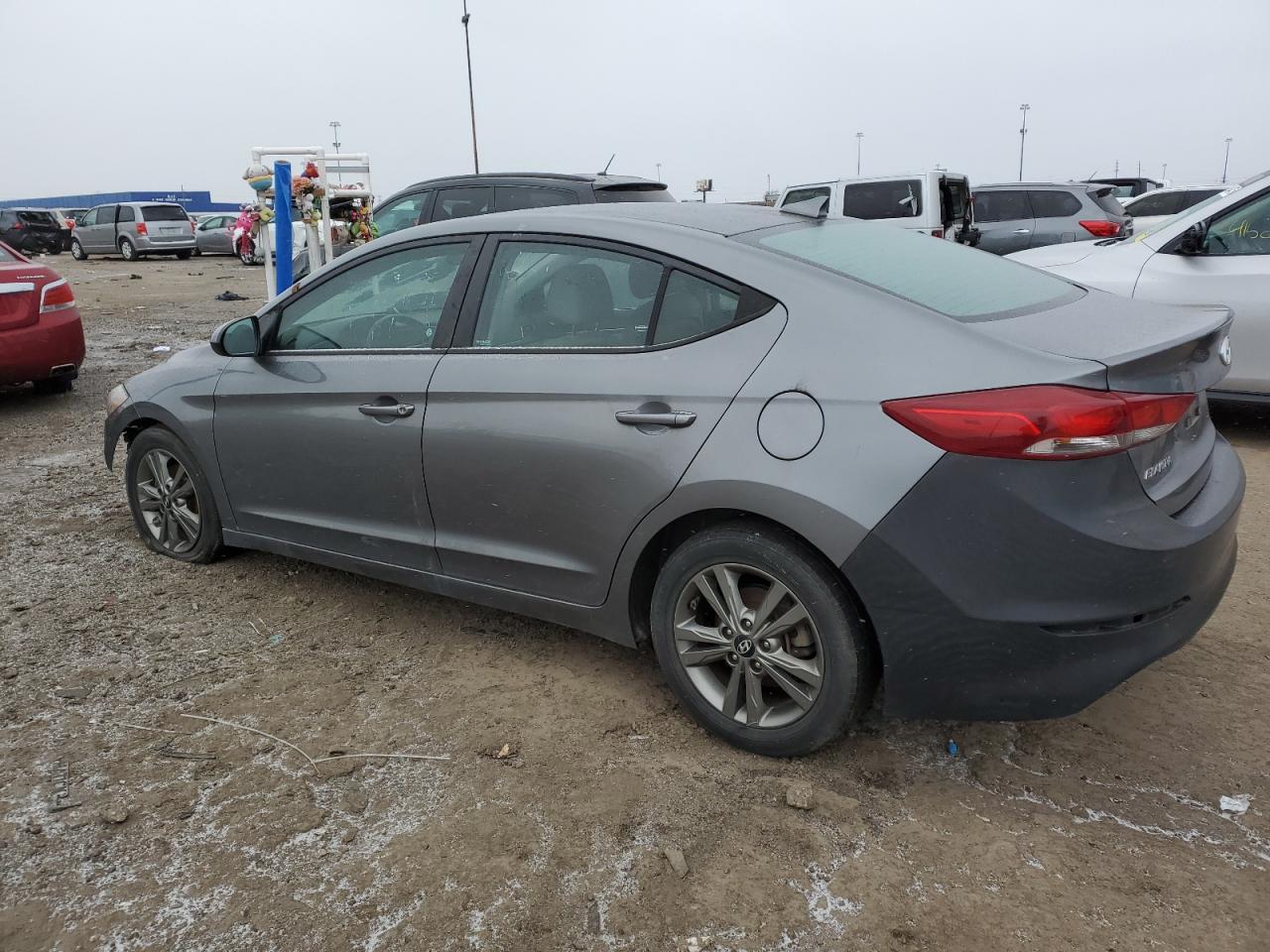 2018 HYUNDAI ELANTRA SE - Фото 2