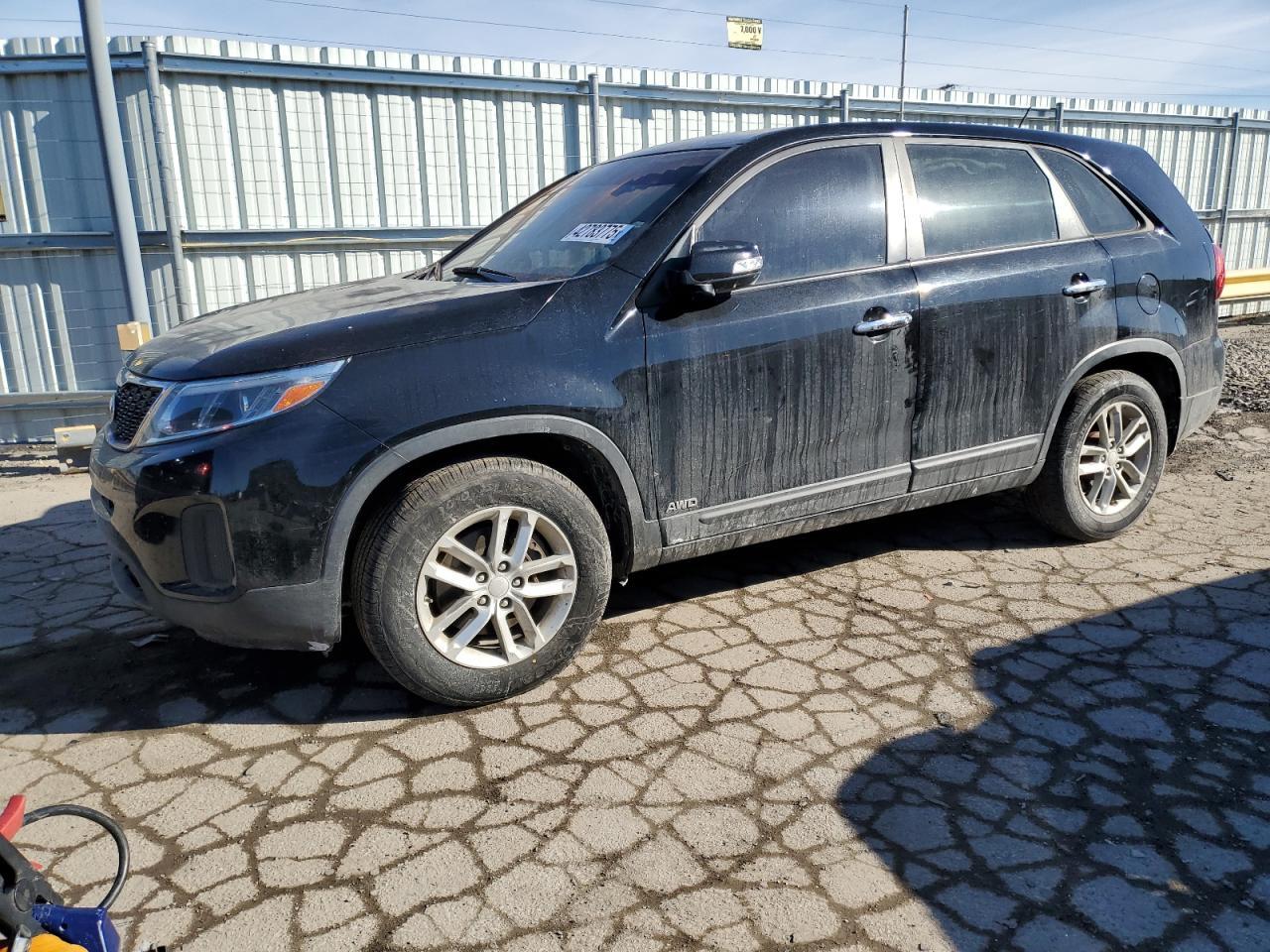 2014 KIA SORENTO LX