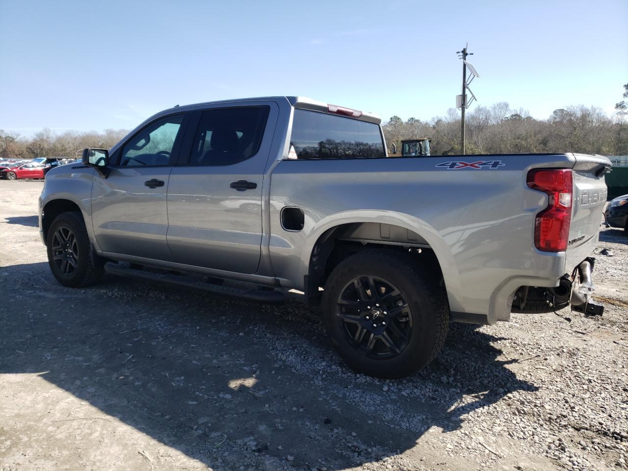 2024 CHEVROLET SILVERADO - Фото 2