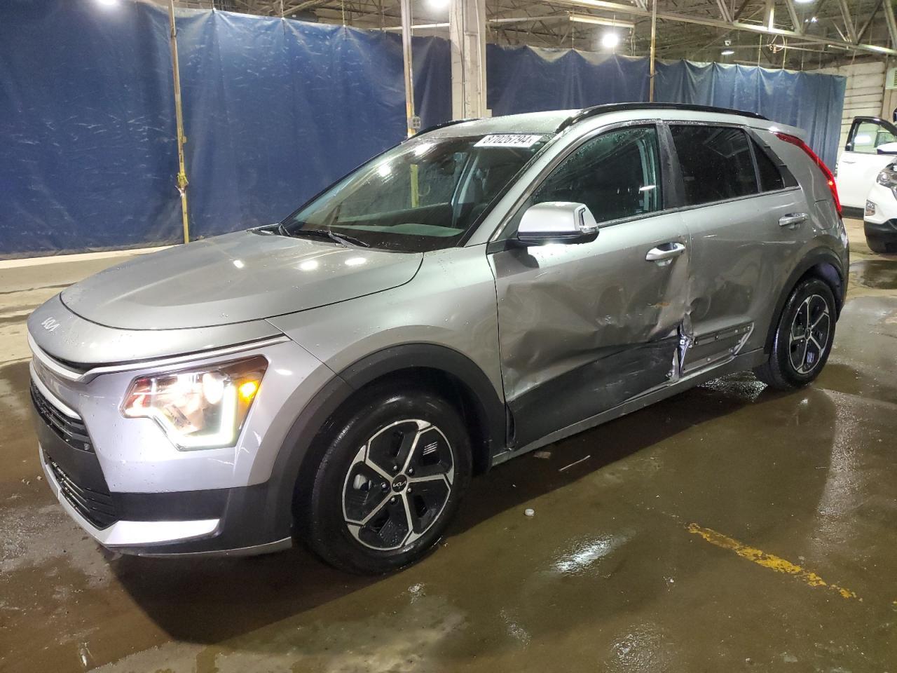 2023 KIA NIRO EX