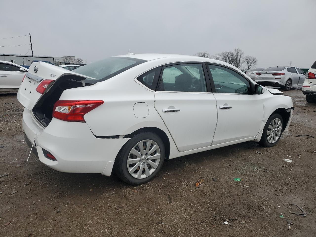 2016 NISSAN SENTRA S - Фото 3
