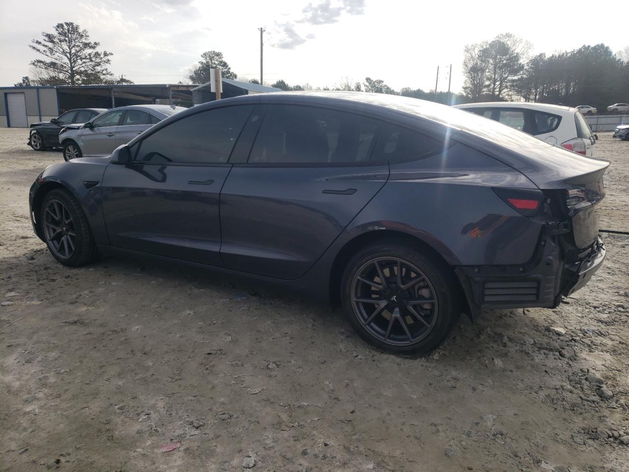 2023 TESLA MODEL 3 - Фото 2