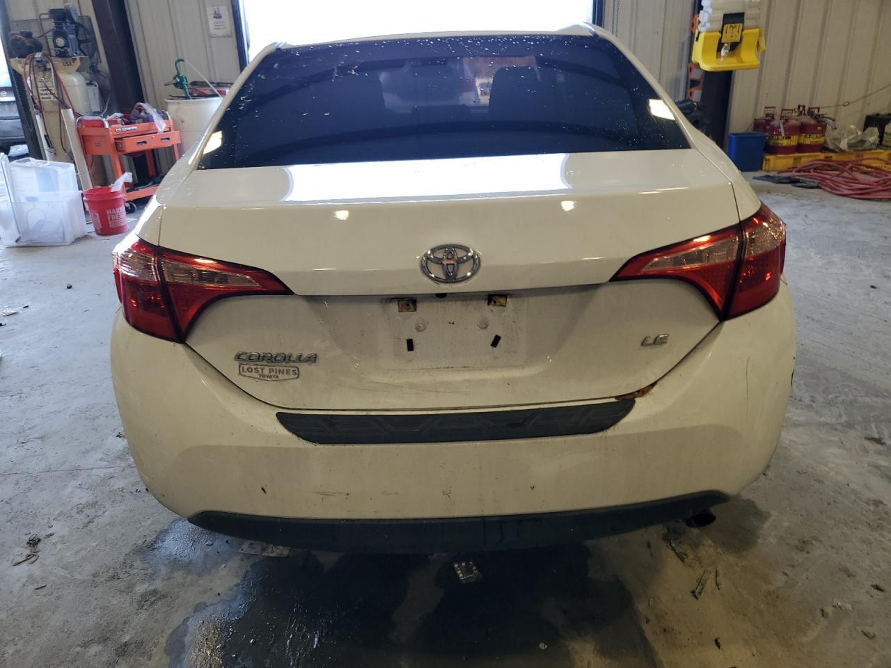 2019 TOYOTA COROLLA L - Image 6