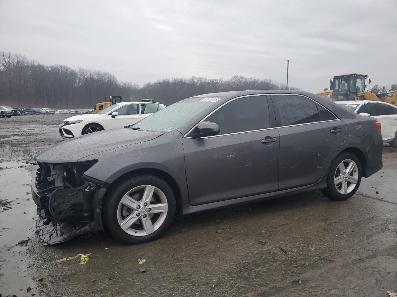 2013 TOYOTA CAMRY L
