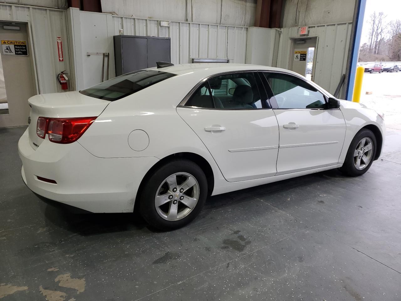 2015 CHEVROLET MALIBU LS - Фото 3