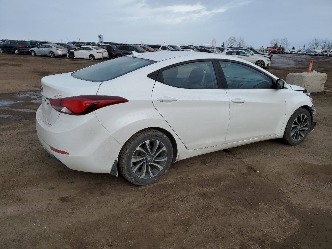 2014 HYUNDAI ELANTRA SE - Image 3