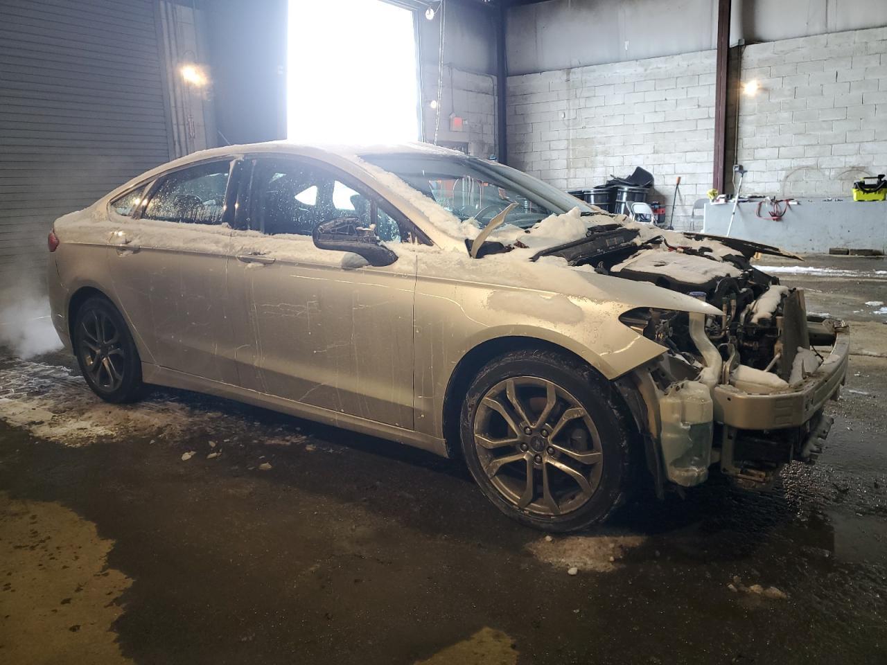 2017 FORD FUSION SE - Image 4