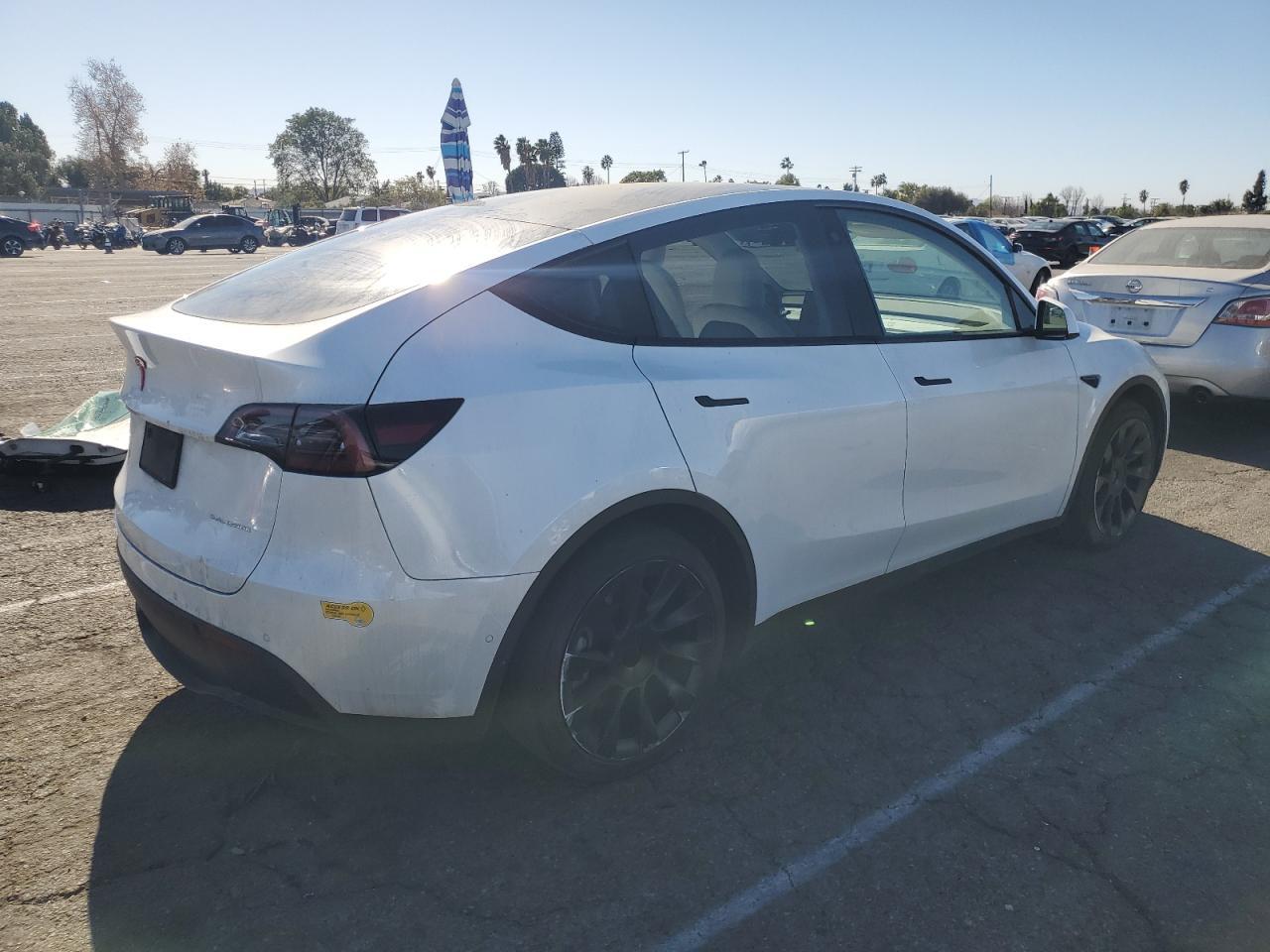 2022 TESLA MODEL Y - Image 3