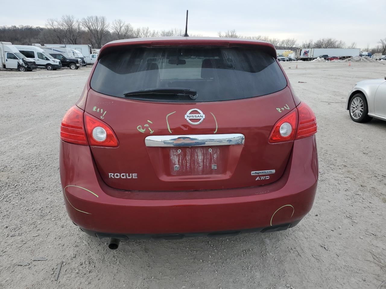 2013 NISSAN ROGUE S - Image 6