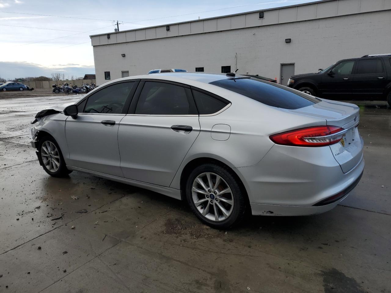 2017 FORD FUSION SE - Фото 2