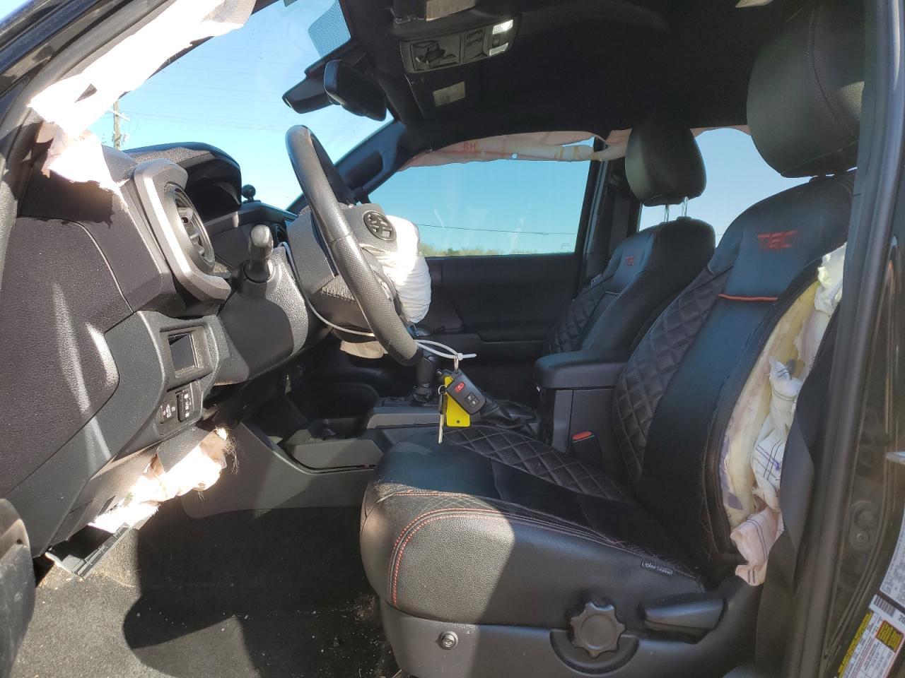 2018 TOYOTA TACOMA DOU - Фото 7