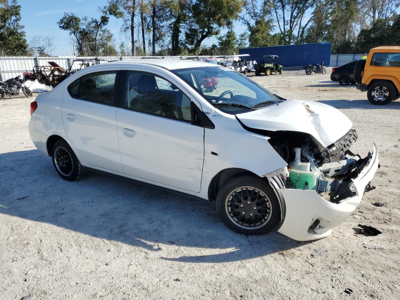 2020 MITSUBISHI MIRAGE G4 - Фото 4