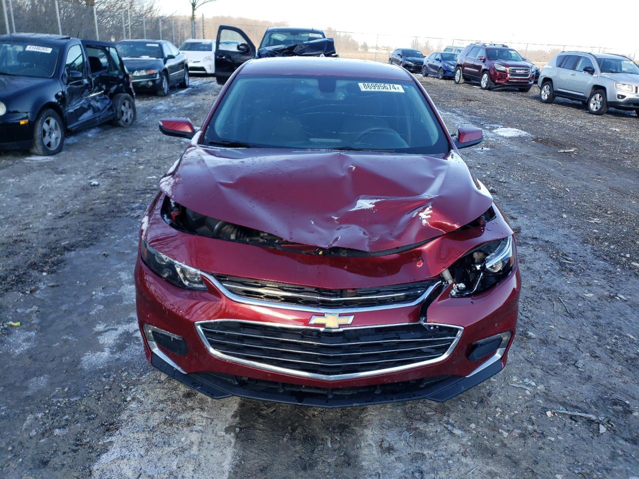 2017 CHEVROLET MALIBU LT - Image 5