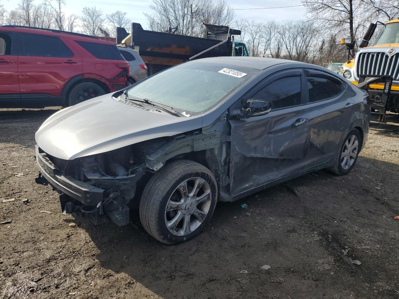2013 HYUNDAI ELANTRA GL