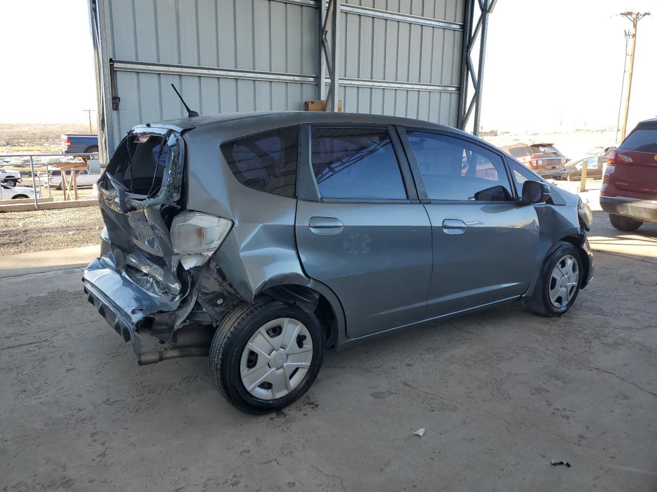 2013 HONDA FIT - Фото 3