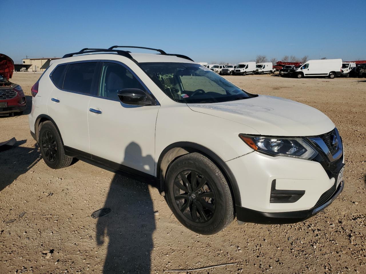 2017 NISSAN ROGUE S - Фото 4
